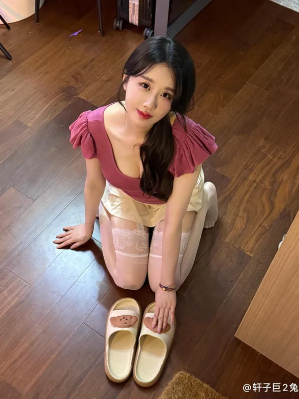 短裙睡衣 - 轩子巨二兔